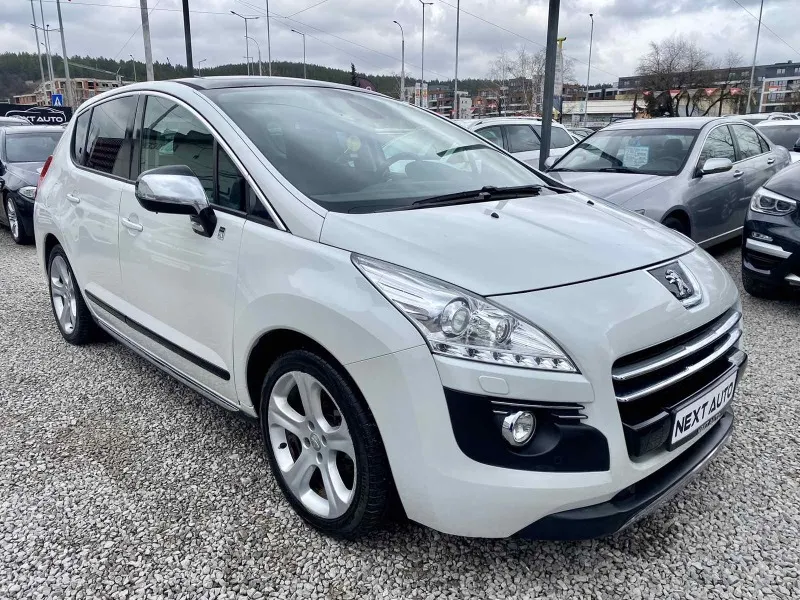 Peugeot 3008 HYBRID 4x4 FULL Image 3